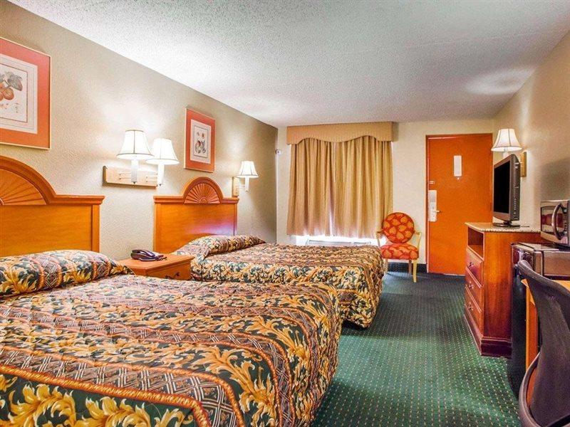 Rodeway Inn Mount Laurel Hwy 73 Buitenkant foto