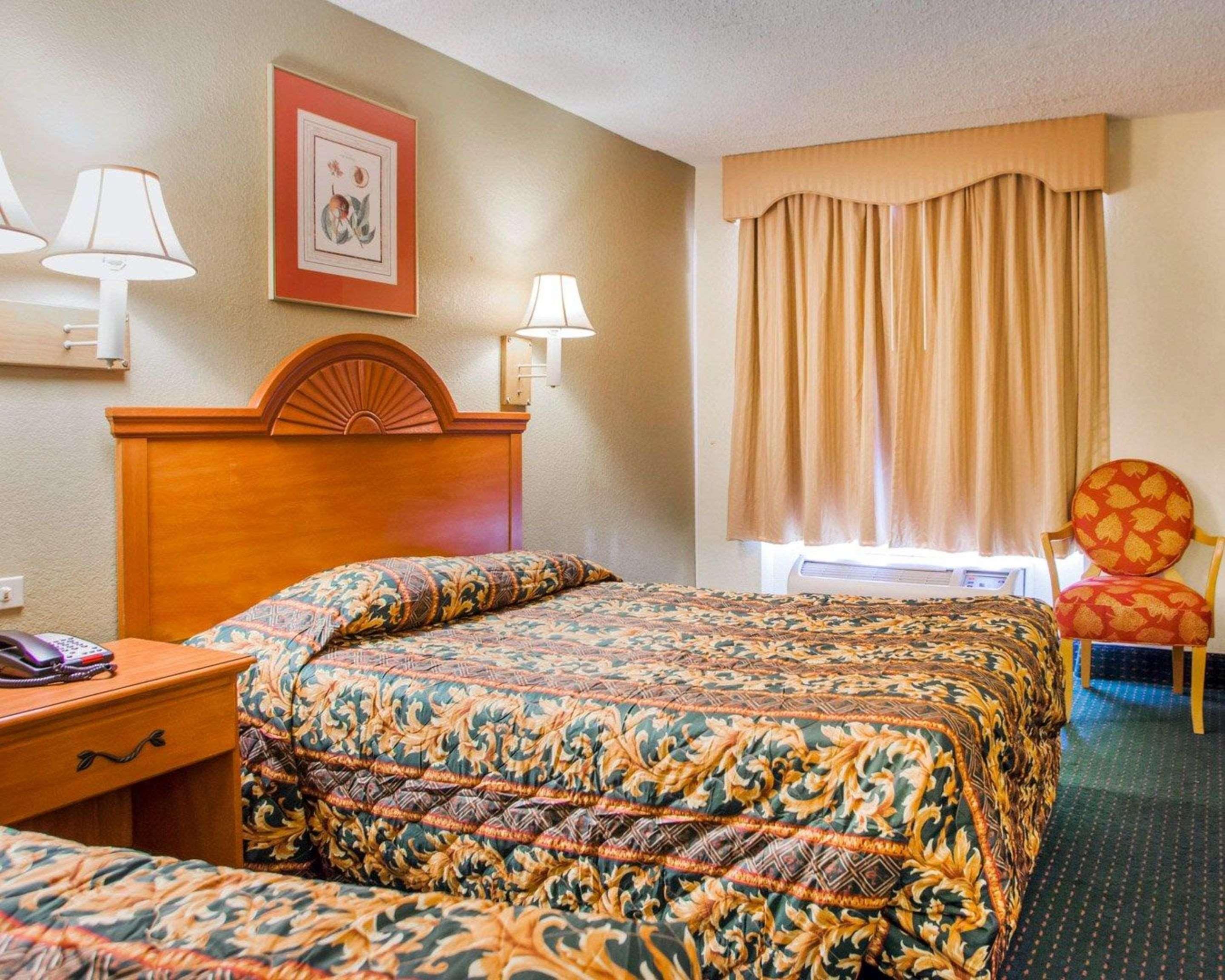 Rodeway Inn Mount Laurel Hwy 73 Buitenkant foto
