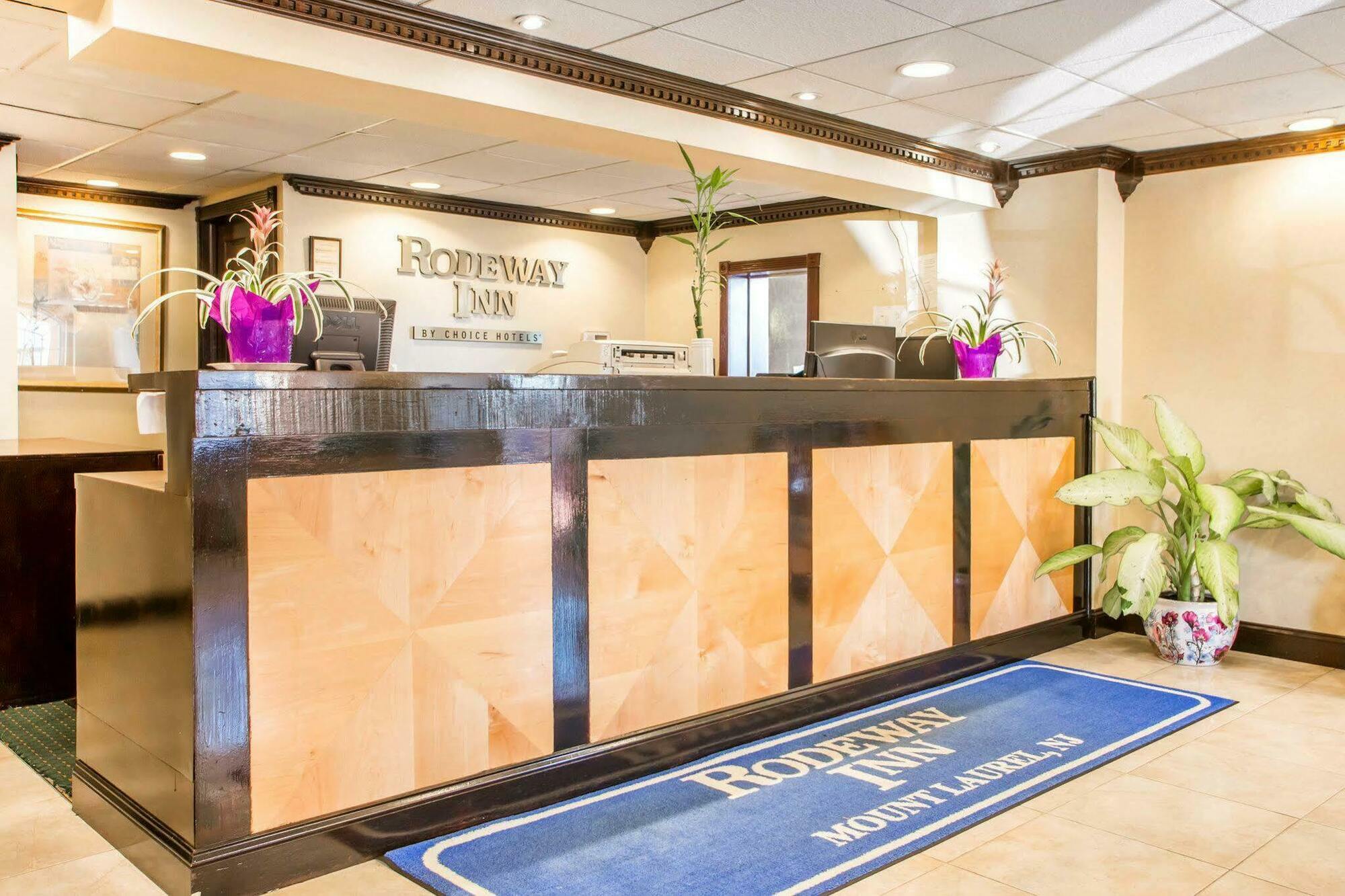 Rodeway Inn Mount Laurel Hwy 73 Buitenkant foto